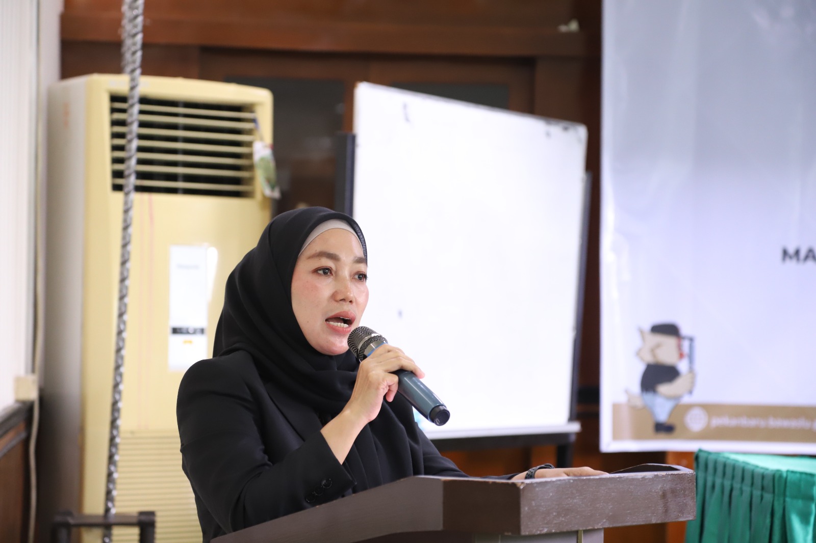 Reni Purba Anggota Bawaslu Kota Pekanbaru