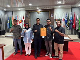 Bawaslu Kota Pekanbaru melakukan pengawasan terhadap tahapan Verifikasi Pemutakhiran Data Partai Politik Berkelanjutan Semester II Tahun 2025 melalui Sistem Informasi Partai Politik (SIPOL)