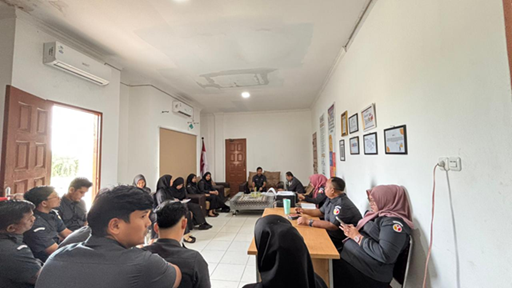 Sekretariat Bawaslu Kota Pekanbaru Gelar Rapat Internal Evaluasi Kinerja