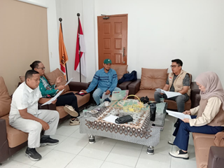 Perkuat Demokrasi Berkelanjutan, Bawaslu Kota Pekanbaru Gelar Rapat Pleno
