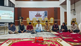 Bawaslu Kota Pekanbaru melanjutkan rangkaian kegiatan Ngabuburit Pengawasan dengan tausiyah bertajuk Kurma Demokrasi: Kuliah Ramadan Motivasi Internal Pekerja Demokrasi.