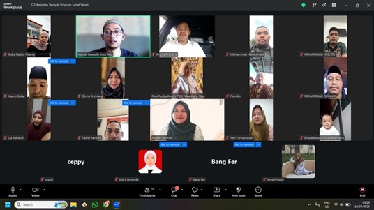 Koordinator Sekretariat Bawaslu Kota Pekanbaru, Angga Pratama, memberikan arahan kepada seluruh Staf Sekretariat Bawaslu Kota Pekanbaru dalam kegiatan internal yang dilaksanakan di Kantor Bawaslu Kota Pekanbaru.
