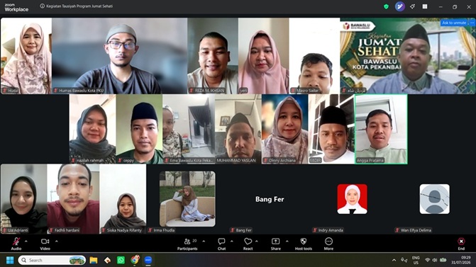 Bawaslu Kota Pekanbaru kembali melaksanakan kegiatan Jumat Sehati sebagai sarana pembinaan rohani bagi jajaran sekretariat.