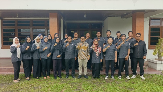 Alnofrizal Ketua Bawaslu Kota Pekanbaru