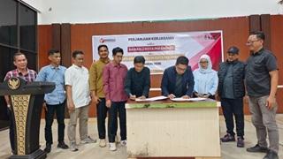Bawaslu Pekanbaru dan Universitas Persada Bunda Indonesia Teken Perjanjian Kerja Sama Penguatan Demokrasi