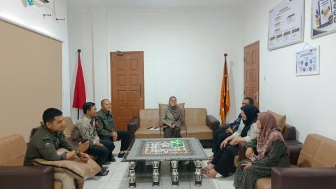 Bawaslu Kota Pekanbaru mematangkan persiapan penjaringan peserta Satuan Karya (Saka) Adhyasta Pemilu melalui rapat internal.