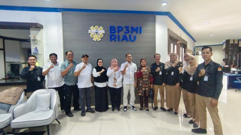 Data Pekerja Migran Jadi Perhatian, Bawaslu Pekanbaru Kawal Akurasi PDPB