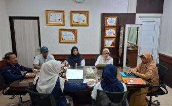 Rapat Koordinasi bersama KPU dan Disdukcapil Pekanbaru