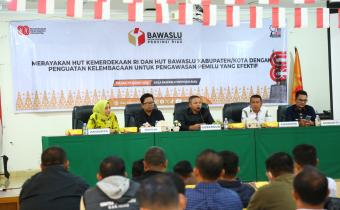 Bawaslu Kota Pekanbaru dan Bawaslu Provinsi Riau Gelar Perayaan HUT RI dan HUT Bawaslu Kabupaten/Kota