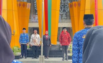 Bawaslu Kota Pekanbaru Melaksanakan Upacara Hari Kesaktian Pancasila Tahun 2025