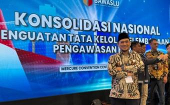 Bawaslu Kota Pekanbaru Hadiri Rapat Konsolidasi Nasional Penguatan Tata Kelola Kelembagaan Pengawas Pemilu 2025