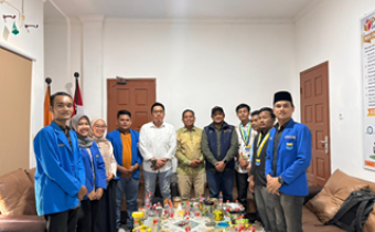 Bawaslu Kota Pekanbaru menerima audiensi dari Persatuan Mahasiswa Islam Indonesia (PMII) Kota Pekanbaru
