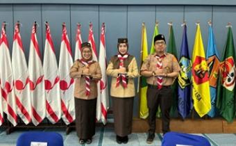 Reni Purba (kiri), Niar Erawati (tengah), Ferdy (kanan).