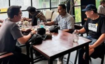 Bawaslu Kota Pekanbaru menggelar diskusi konsolidasi demokrasi bersama akademisi dan tokoh masyarakat