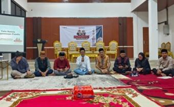 Bawaslu Kota Pekanbaru melanjutkan rangkaian kegiatan Ngabuburit Pengawasan dengan tausiyah bertajuk Kurma Demokrasi: Kuliah Ramadan Motivasi Internal Pekerja Demokrasi.