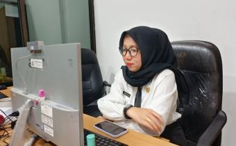 Bawaslu se-Provinsi Riau mengikuti rangkaian Orientasi Pegawai Pemerintah dengan Perjanjian Kerja (PPPK) secara daring melalui Zoom Meeting. 